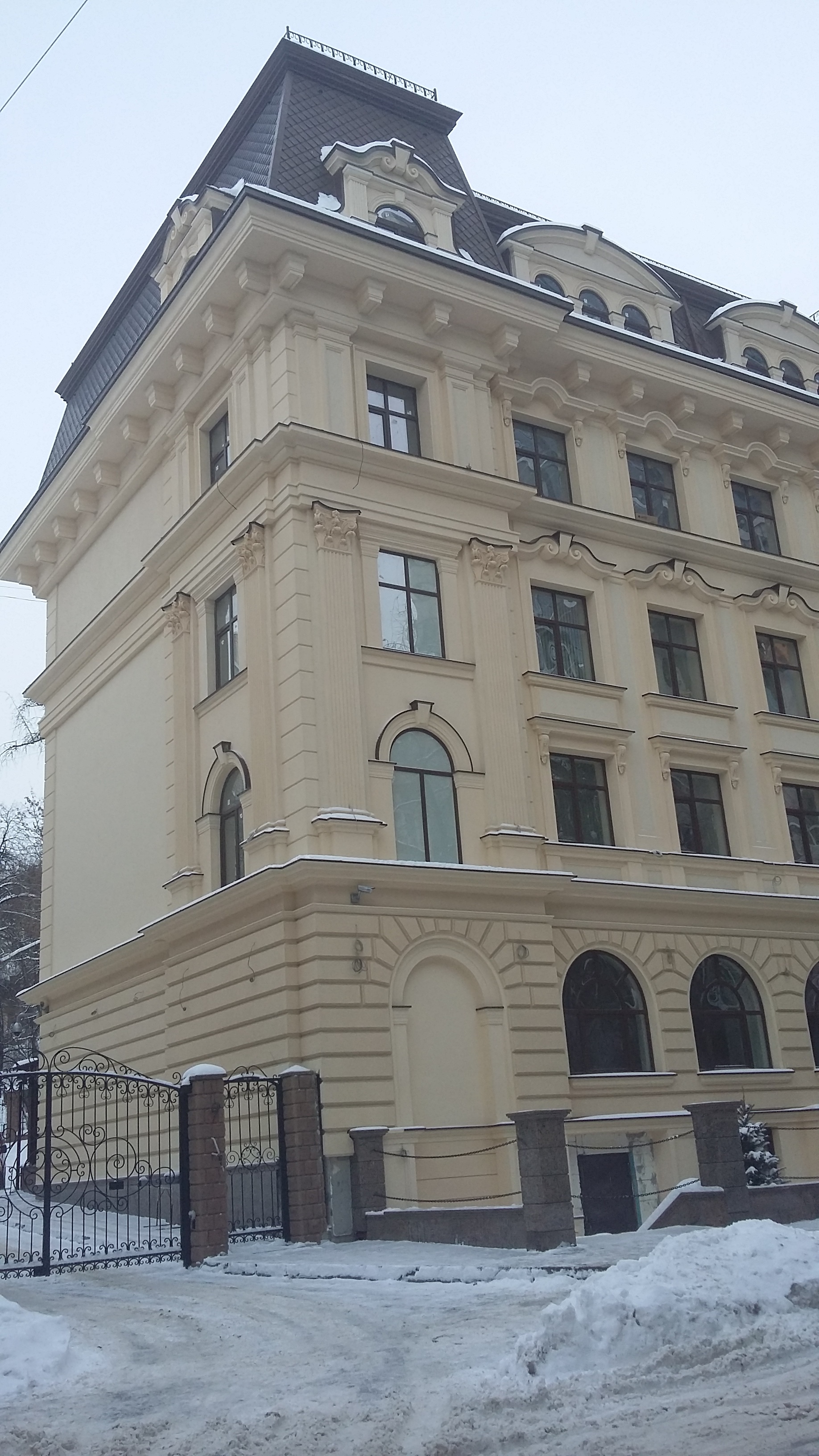 Офісні приміщення на Первомайського